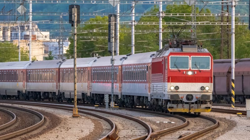 Rychlíky se řítily proti sobě. Další tragédii zabránilo na Slovensku duchapřítomné rozhodnutí