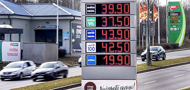 Cenová mapa: Němci berou českou naftu útokem, rozdíl je i 16 korun na litru