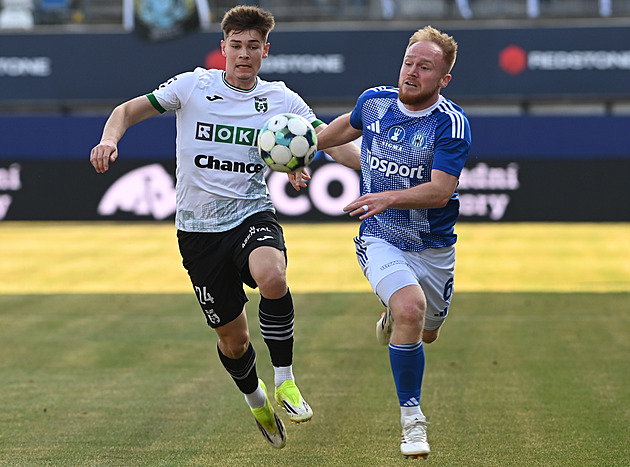 ONLINE: Olomouc - Karviná 1:2, domácí po pauze snižují, z dorážky se nemýlí Šturm