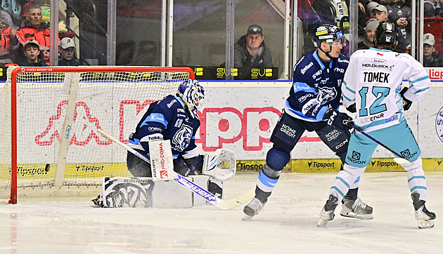 ONLINE: Liberci se postup do semifinále komplikuje, za Vary otevírá skóre Beránek