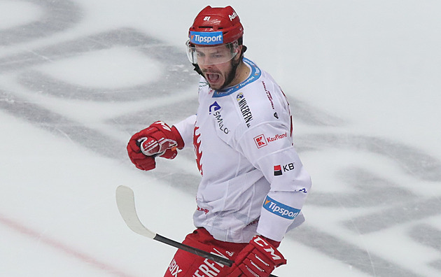 Snížil a mohl i rozhodnout. Ale Frodo skočil po puku jak tuleň, líčil Cienciala po obratu