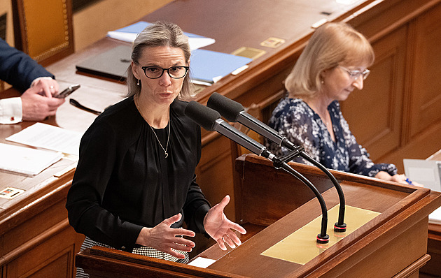 Poslanci budou jednat o podpoře bydlení i změně stavebního zákona