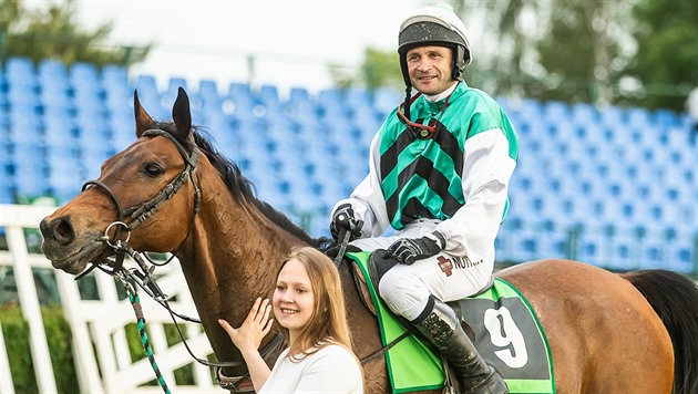 Dostihy Brno Dvorská 2026: program, výsledky a vstupenky