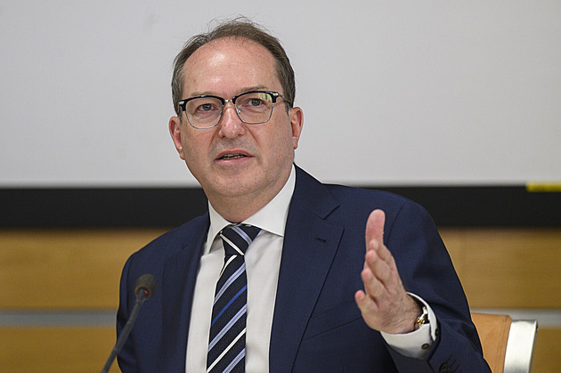 Hybridní útoky jsou realitou Německa, varuje ministr po incidentu v Lipsku