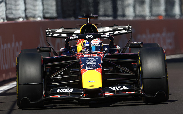 Formule 1 zkrátí závody, cílem je ušetřit palivo. Zruší i nynější časový limit