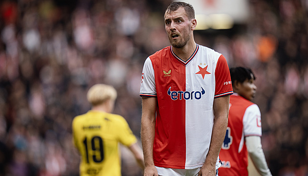ONLINE: Slavia - Hradec 0:0, po půli jde ven Chorý, sudímu ukázal prostředníček